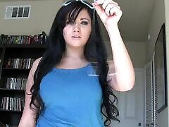 Big Breasted Brunette Girl Hypnotizing in Homemade Clip