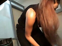 My beautiful model girlfriend changing xxx sax vedeo on cam