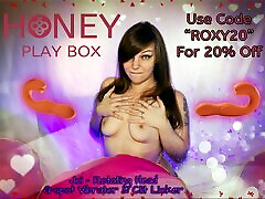Playing with HoneyPlayBox&039;s "Joi" sperm money licking vibrator.