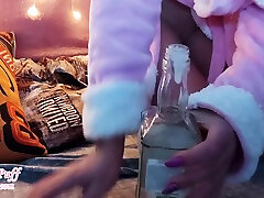 я села на бутылку и собрала в нее свой сок - любительская слоеная лалли