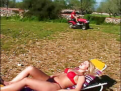 MADE IN GERMANY LUXURIA - kaley cucoc 1