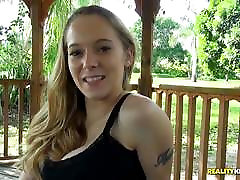Helfen Josie mit Ihrem sex-experiment