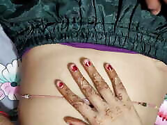 Hot new married bhabhi ko chudte hue dekha