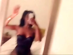 Возбужденный Ebony Красоты