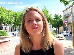 Julie - 30 Years Old Executive Assistant In Lyon!