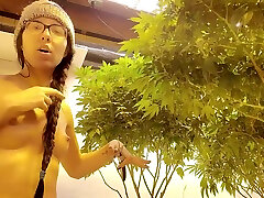 裸体大麻园艺与Freak77show成长技巧第2集棒棒糖