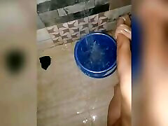 суни бхабхи ко нхате тайм чода фарш пр лита кр боль полный секс жесткий секс