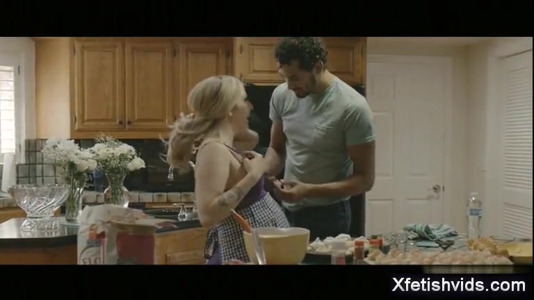 Super-fucking-hot pregnant sex and cumshot