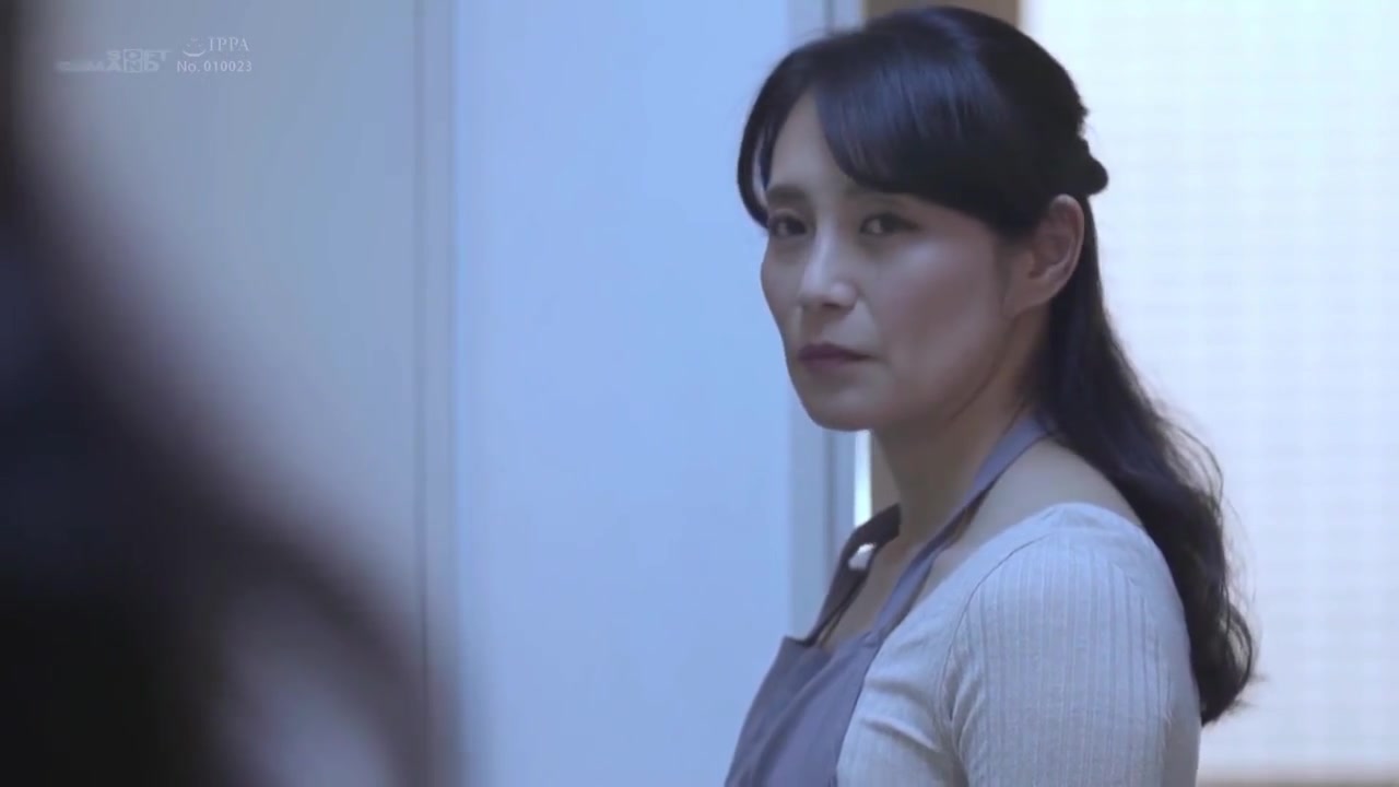 Китайская мама японская мама. Rieko Hiraoka. Rieko Hiraoka mother.